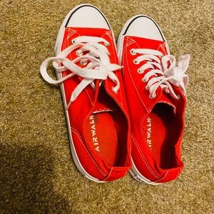 Red Airwalk Converse